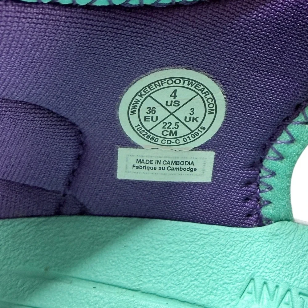 KEEN Kids Purple Aqua Shoes‎ Water Sandals Size 4 big kid
